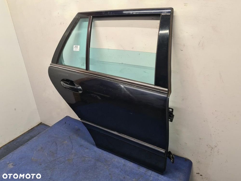 MERCEDES W203 LIFT KOMBI DRZWI TYŁ PRAWE 768 - 6