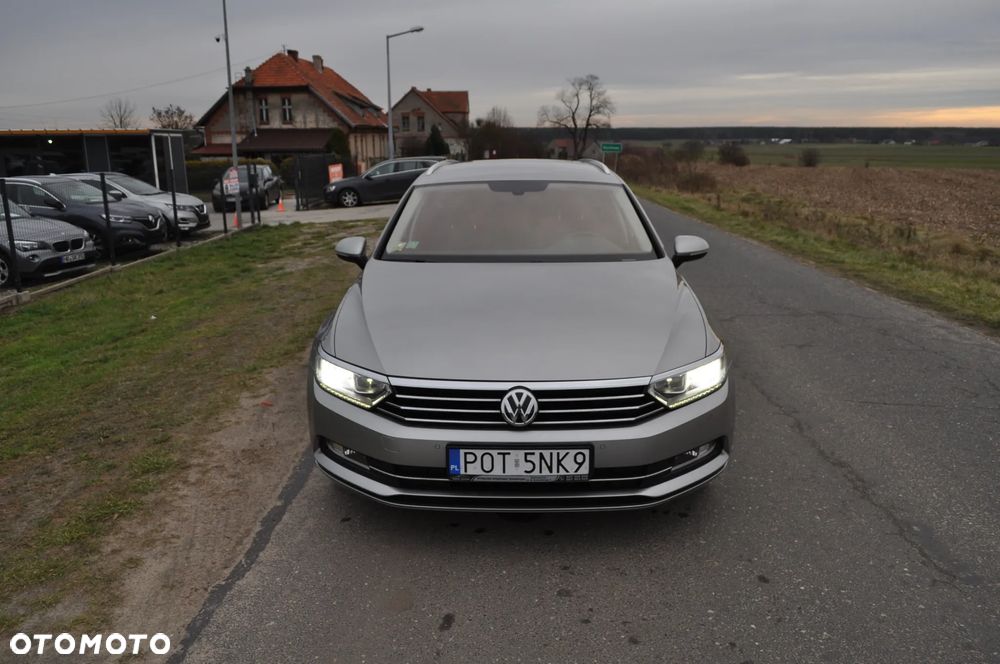 Volkswagen Passat 1.6 TDI (BlueMotion Technology) DSG Comfortline - 10