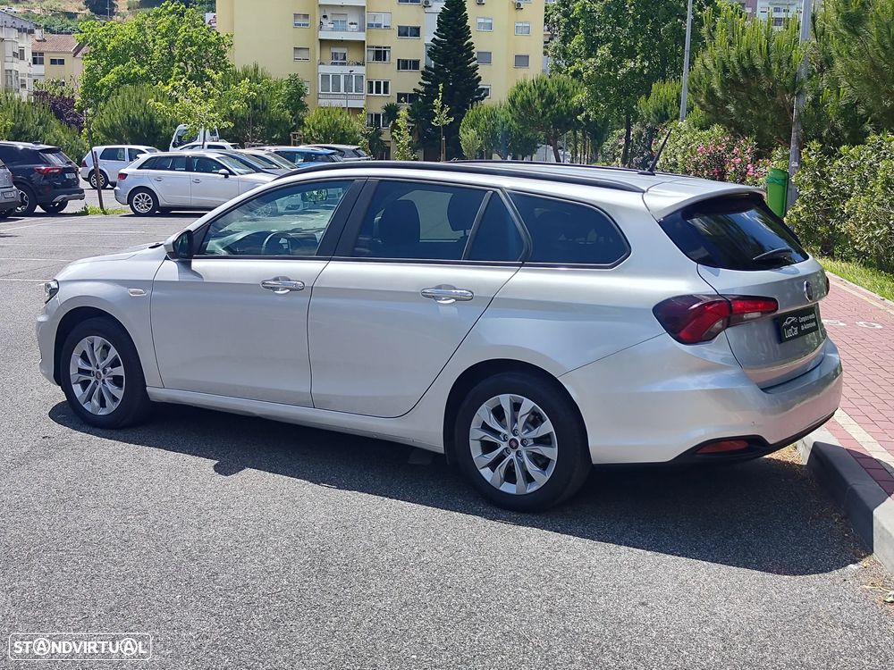 Fiat Tipo Station Wagon 1.3 M-Jet Easy - 11