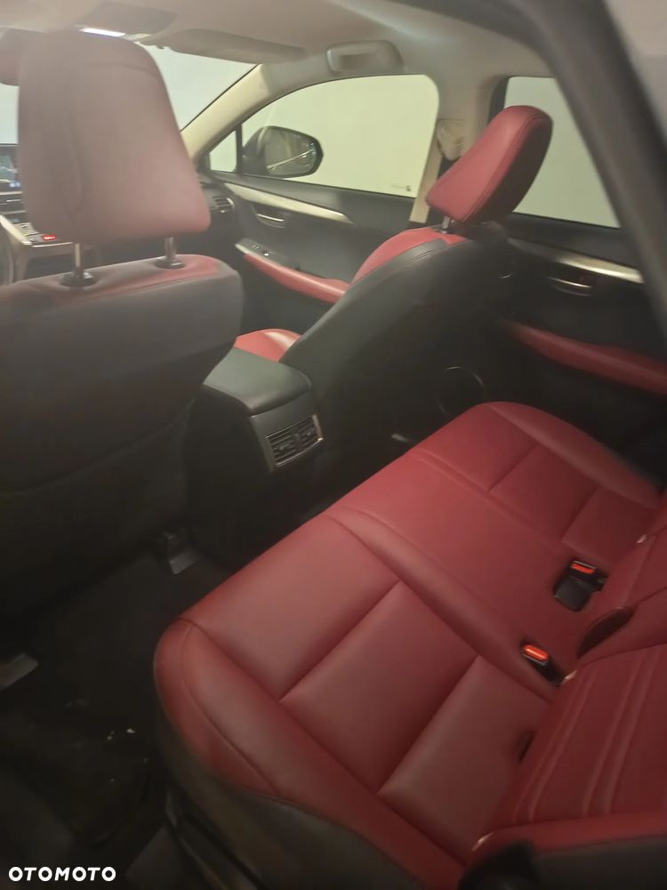 Lexus NX 300h F Impression AWD - 3