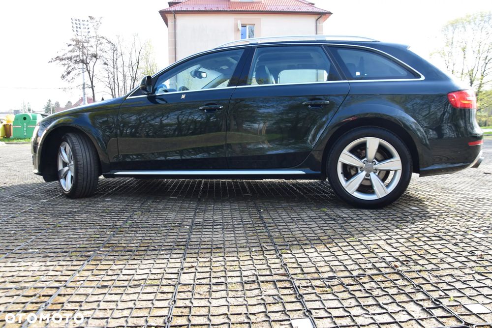 Audi A4 Allroad 2.0 TFSI Quattro S tronic - 5