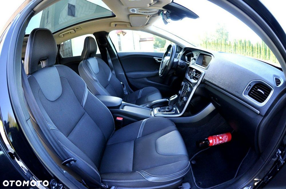 Volvo V40 D3 Kinetic - 8