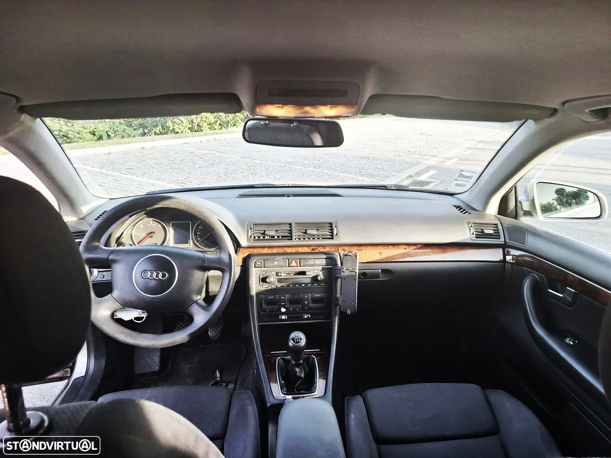 Audi A4 Avant - 10