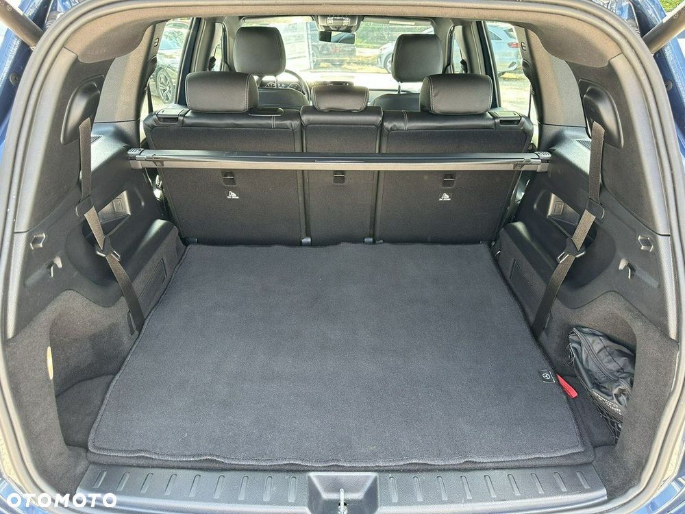 Mercedes-Benz GLB 200 7G-DCT - 11