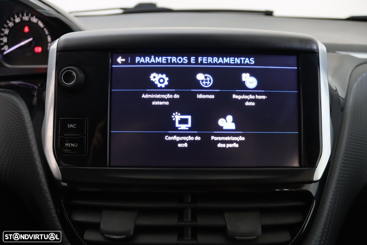 Peugeot 2008 1.5 BlueHDi Signature - 26