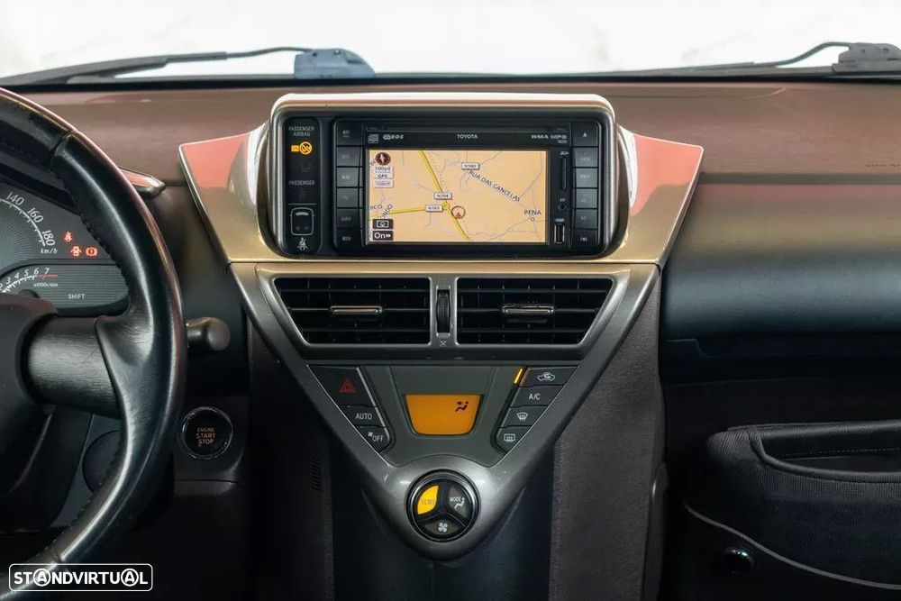 Toyota iQ 1.0 VVT-i 2 NAVI+Bluetooth - 11