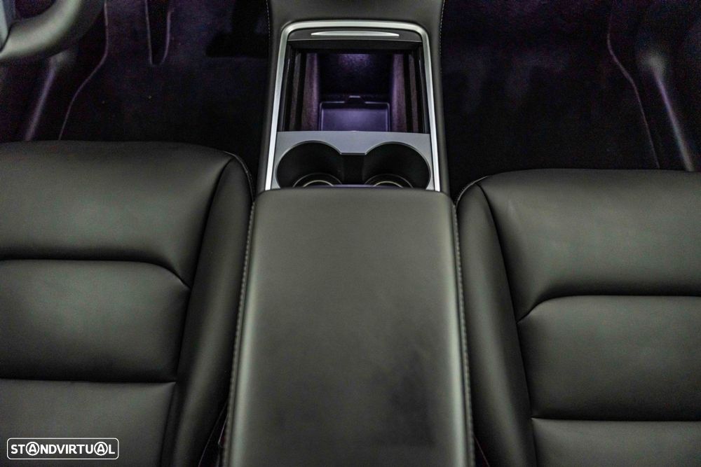 Tesla Model Y Performance Tração Integral - 28