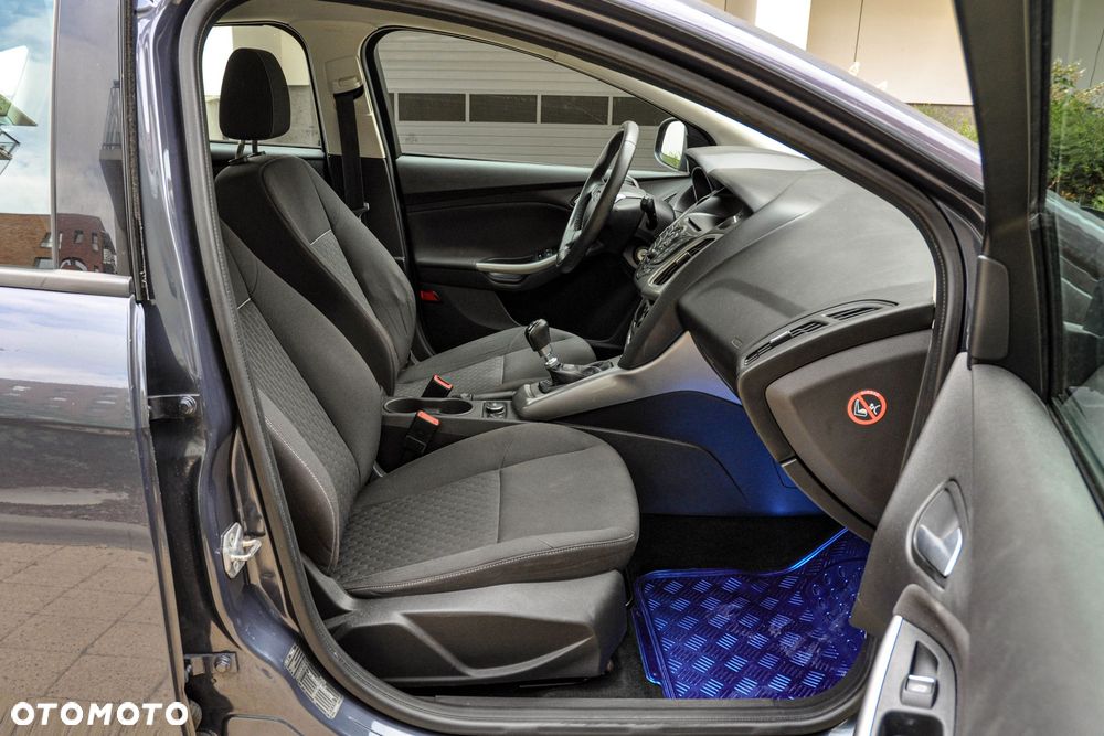 Ford Focus - 11