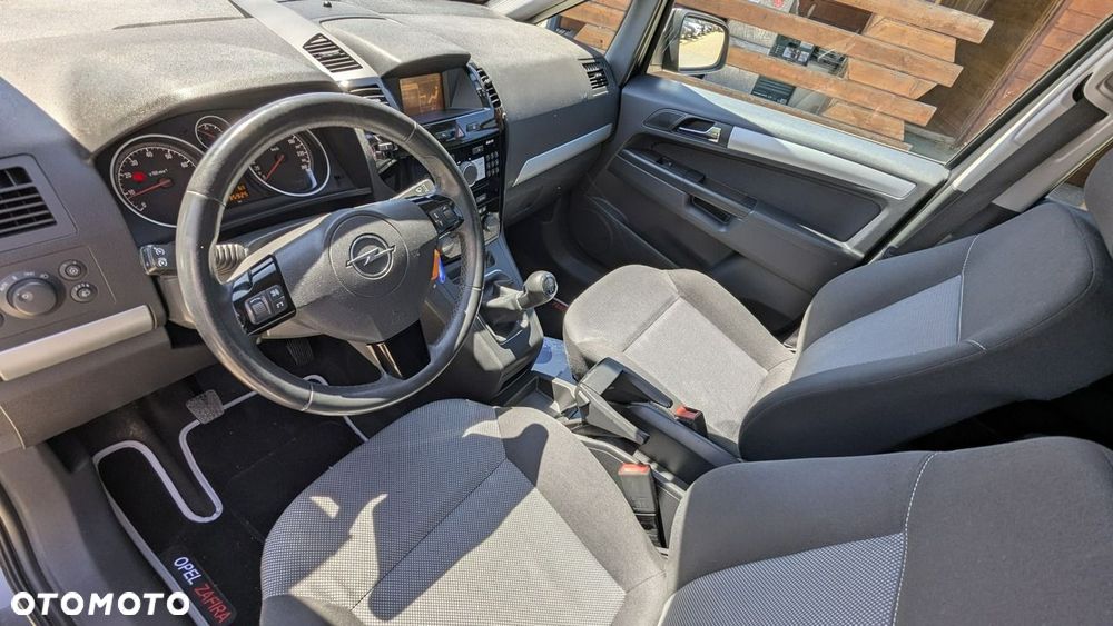 Opel Zafira - 14