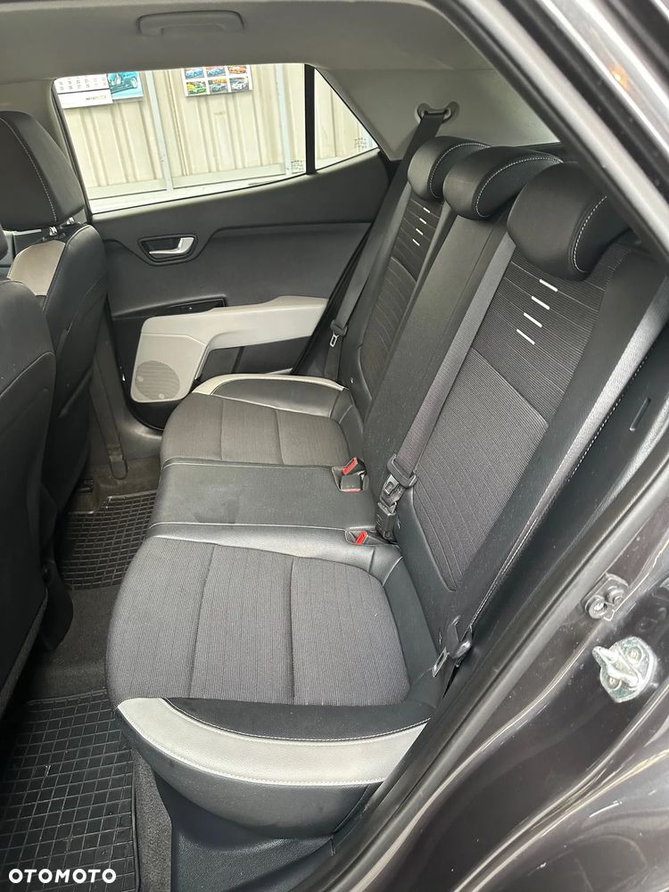Kia Stonic 1.0 T-GDI L - 11