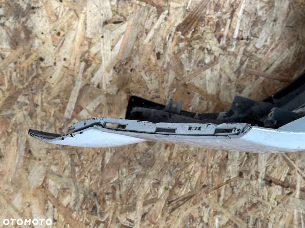 ZDERZAK PRZEDNI OPEL ASTRA III LIFT - 7