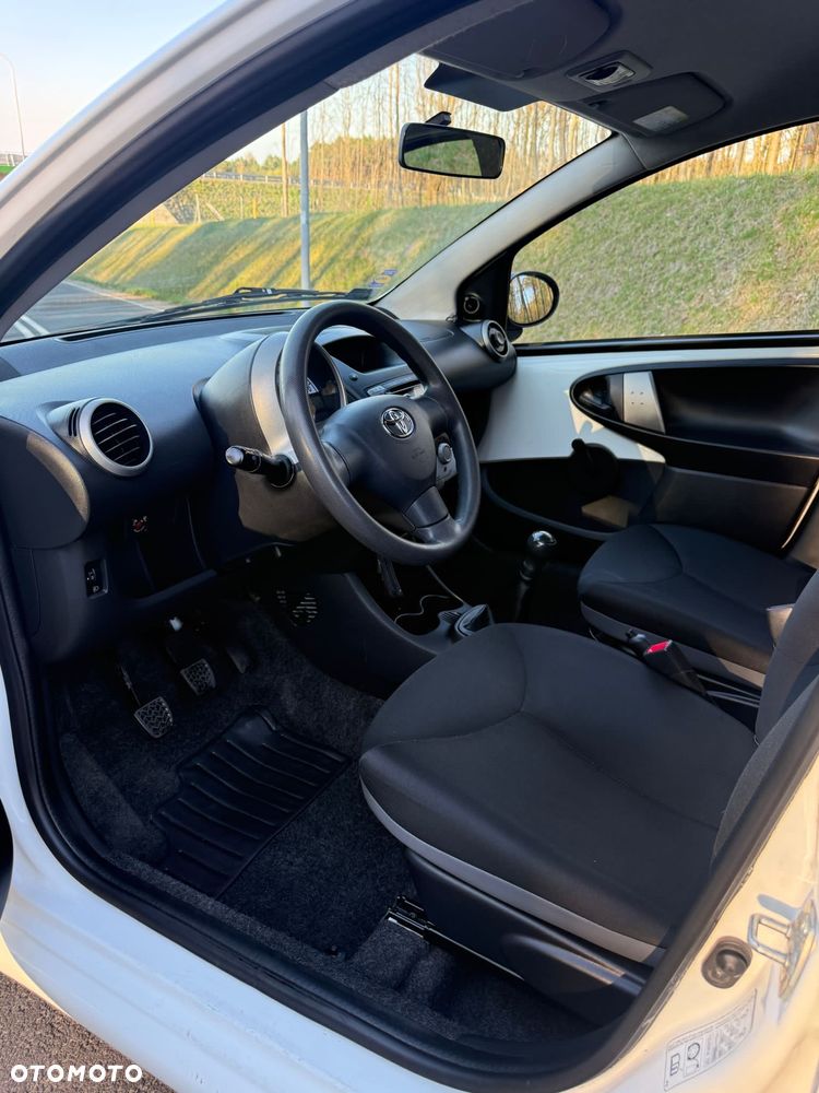 Toyota Aygo 1.0 VVT-i Sprint - 16