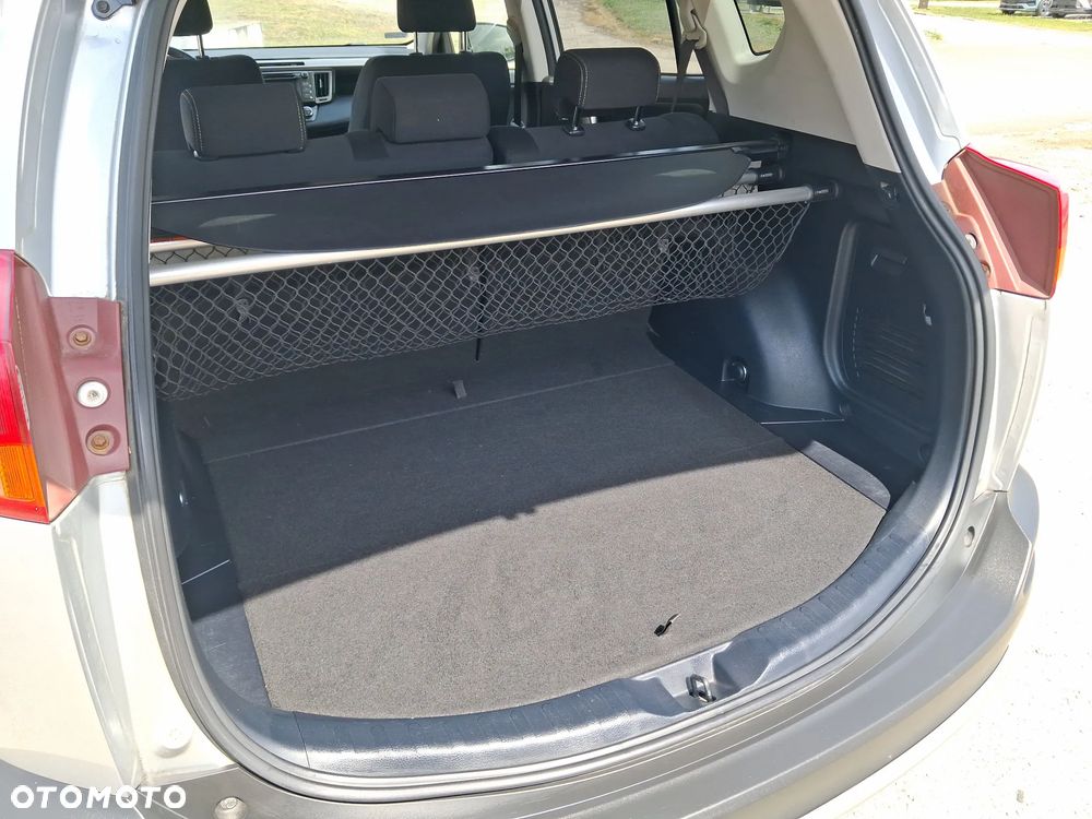 Toyota RAV4 2.0 Premium - 22