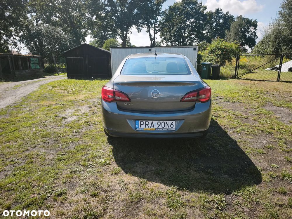 Opel Astra 1.6 Enjoy - 6