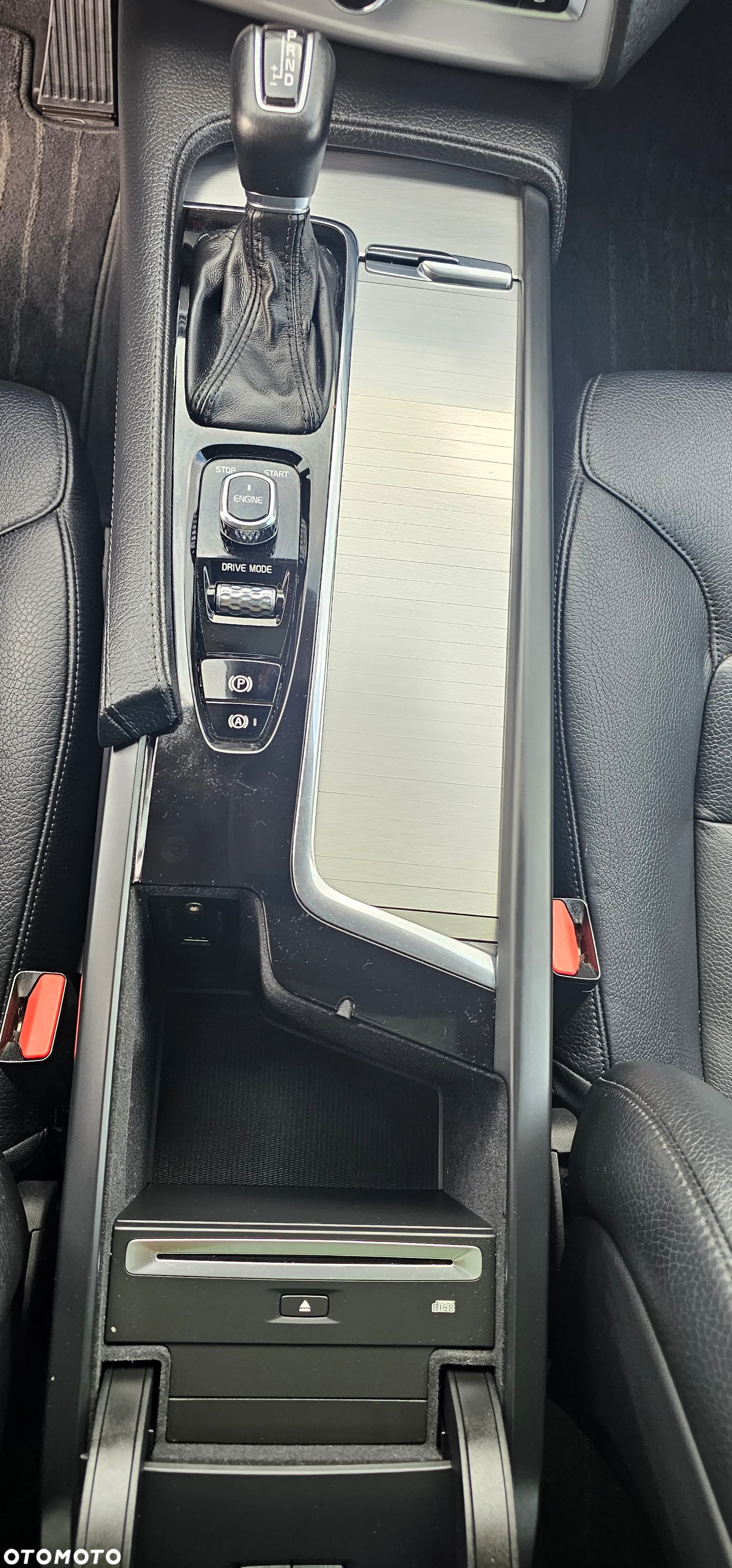 Volvo XC 90 D5 AWD Geartonic First Edition - 16
