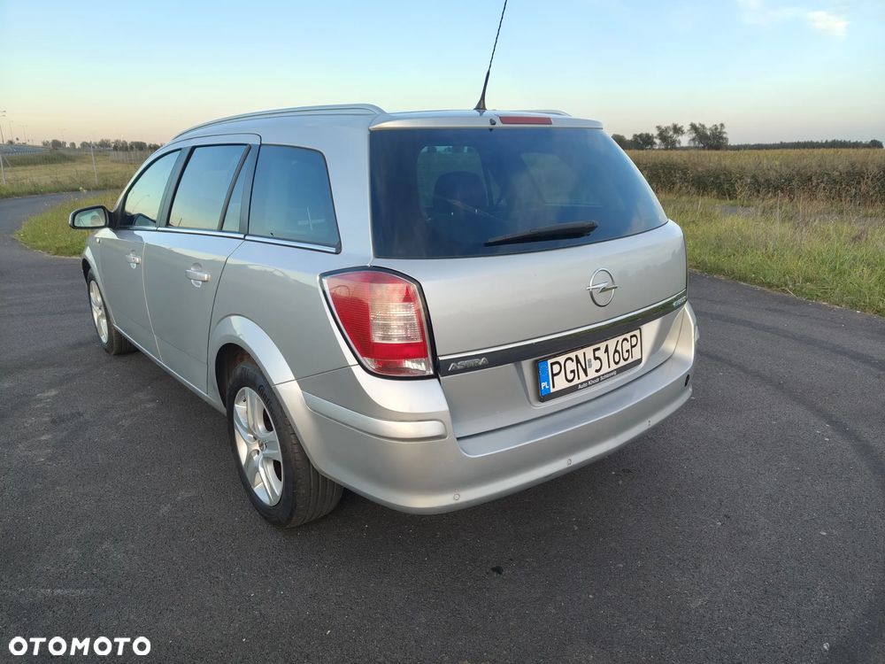 Opel Astra - 4