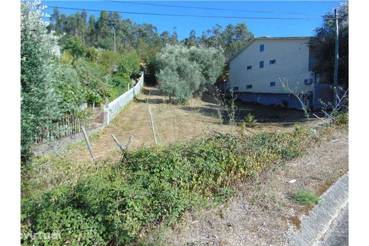 TERRENO para CONSTRUÇÃO - Grande imagem: 3/4