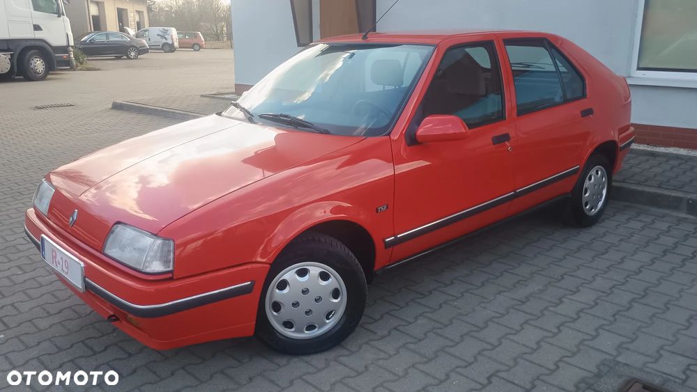 Renault 19 - 2