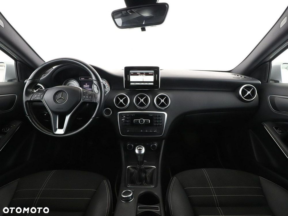 Mercedes-Benz Klasa A 180 CDI (BlueEFFICIENCY) Urban - 16