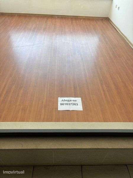 Loja para rendar no centro de Abrantes - Grande imagem: 4/4