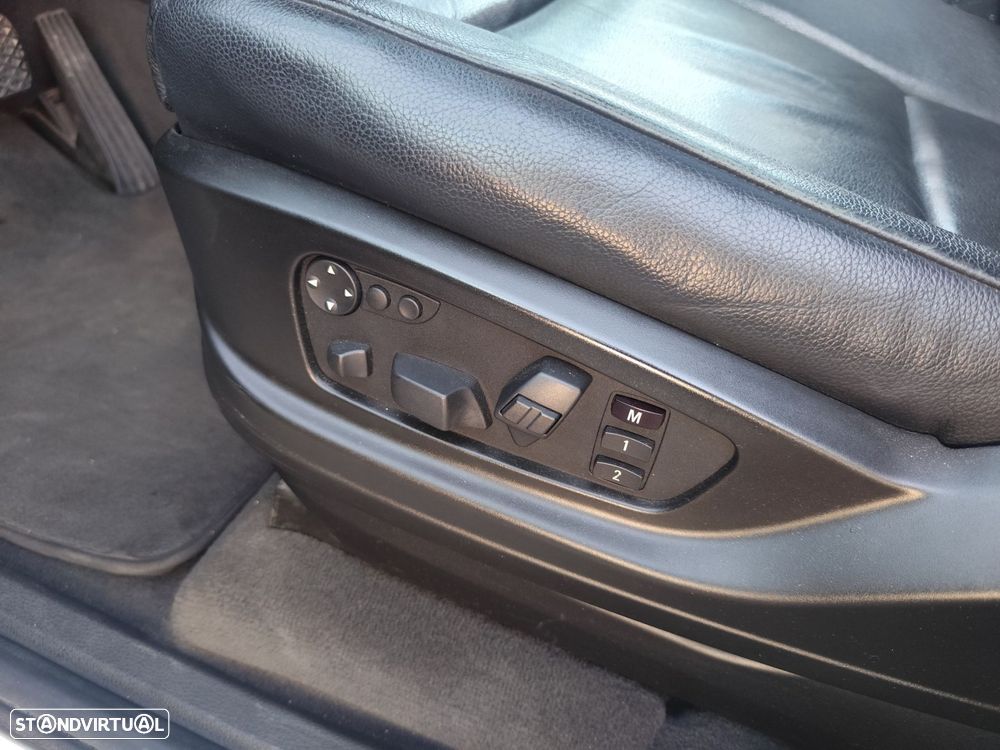 BMW X5 40 d xDrive - 33