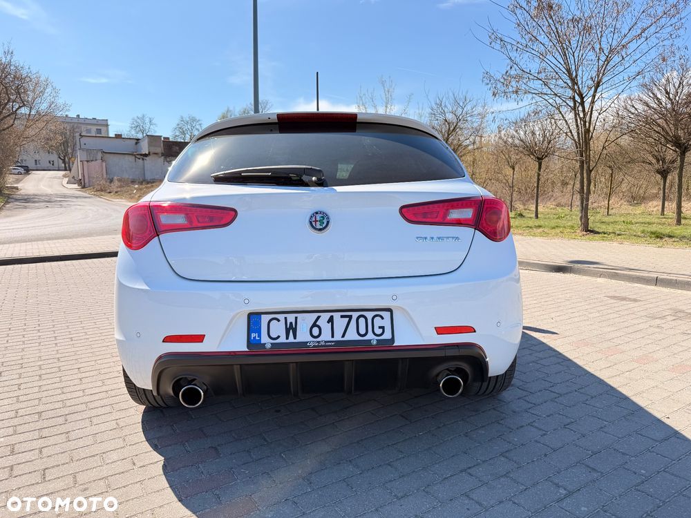 Alfa Romeo Giulietta 1750 TBi Veloce TCT - 5