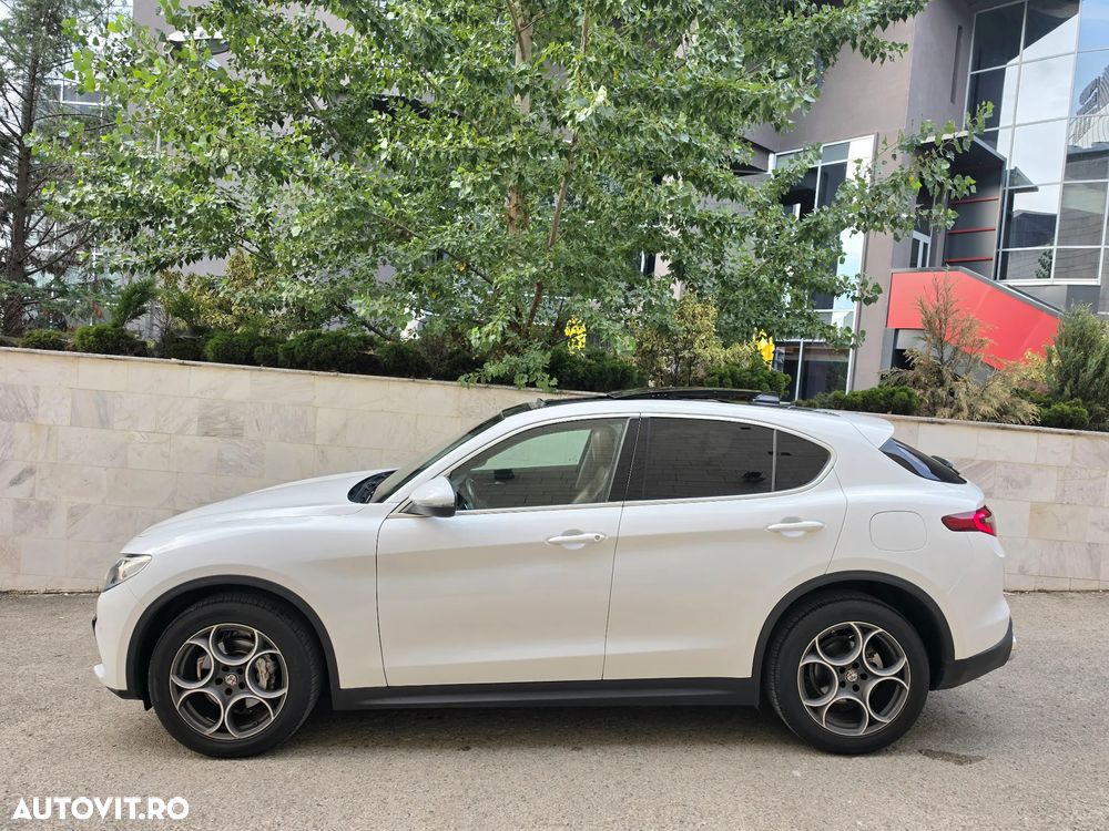 Alfa Romeo Stelvio - 3