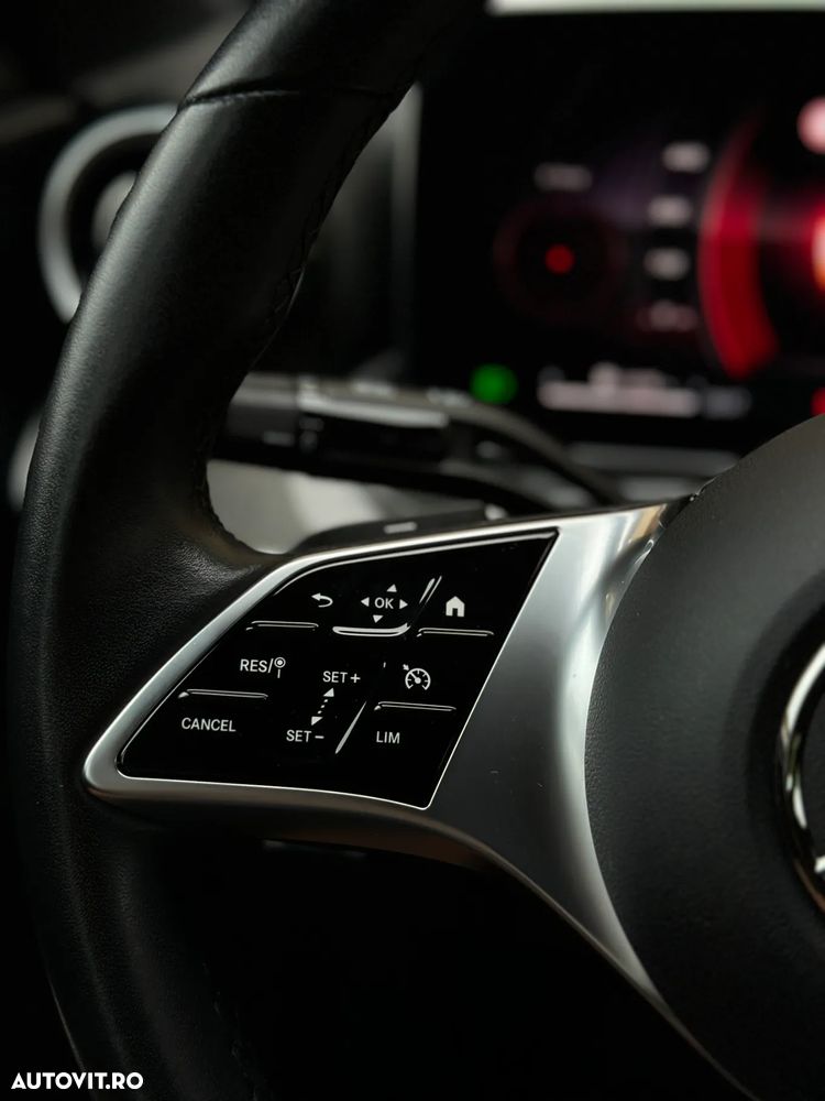 Mercedes-Benz C 220 d Aut - 28
