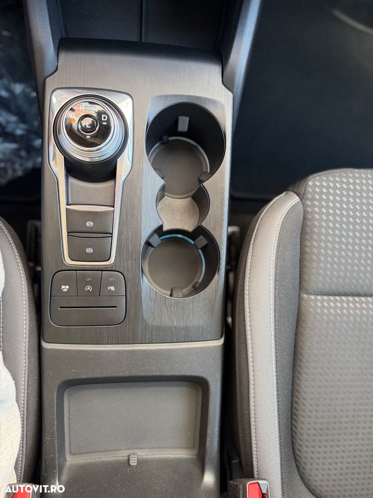 Ford Focus - 24
