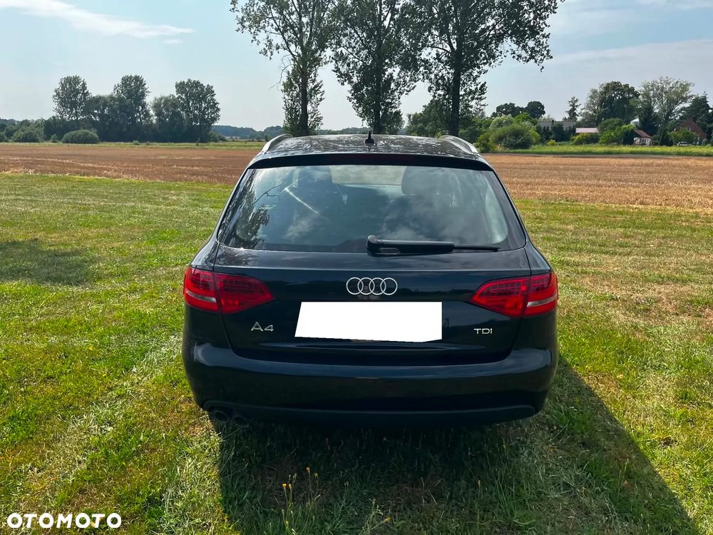 Audi A4 Avant 2.0 TDI DPF Ambition - 6