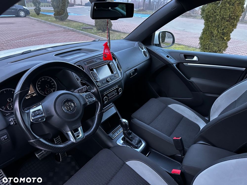 Volkswagen Tiguan 2.0 TDI 4Mot Perfectline R-Style DSG - 9