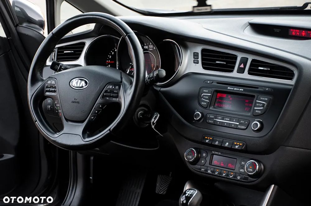 Kia Ceed - 18