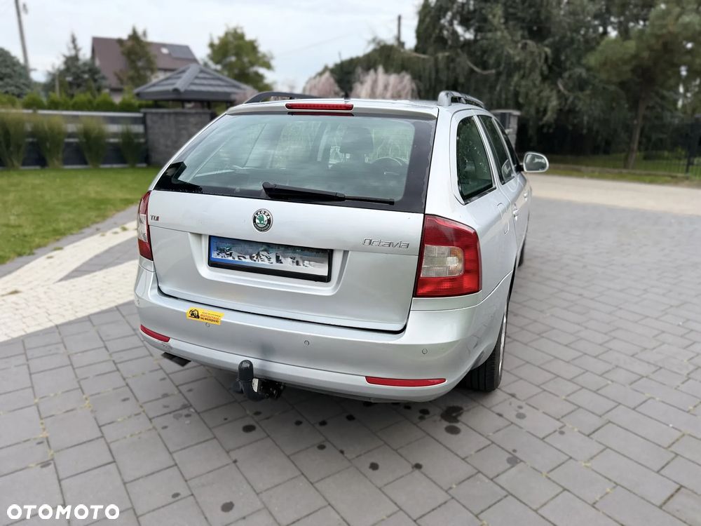 Skoda Octavia 2.0 TDI DPF Ambiente - 7