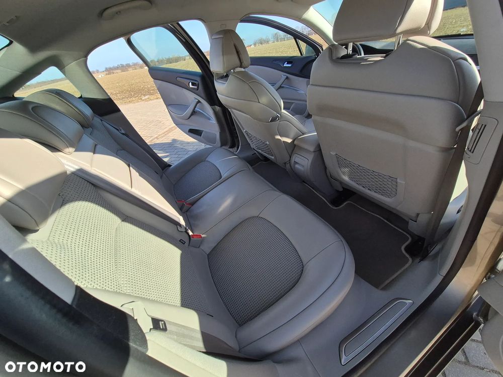 Citroën C5 HDi 140 FAP Exclusive - 24