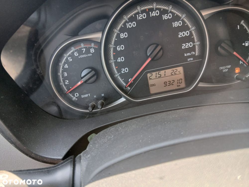 Toyota Yaris 1.33 Trend - 5