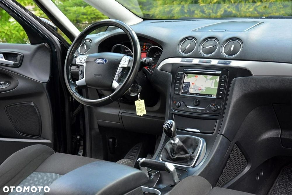 Ford S-Max 2.0 TDCi Ambiente - 19