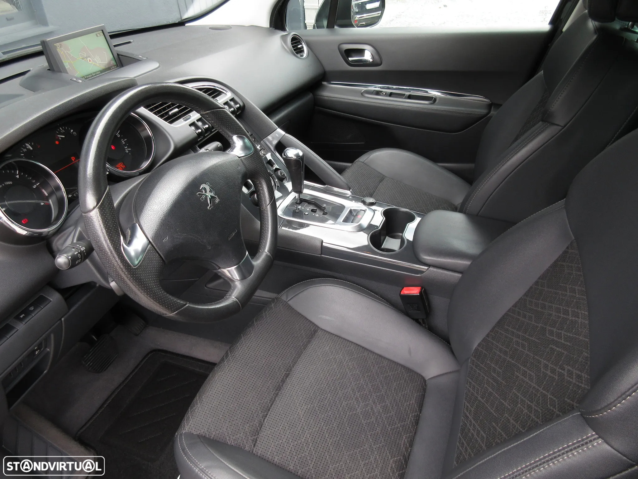 Peugeot 3008 1.6 BlueHDi Allure EAT6 - 19