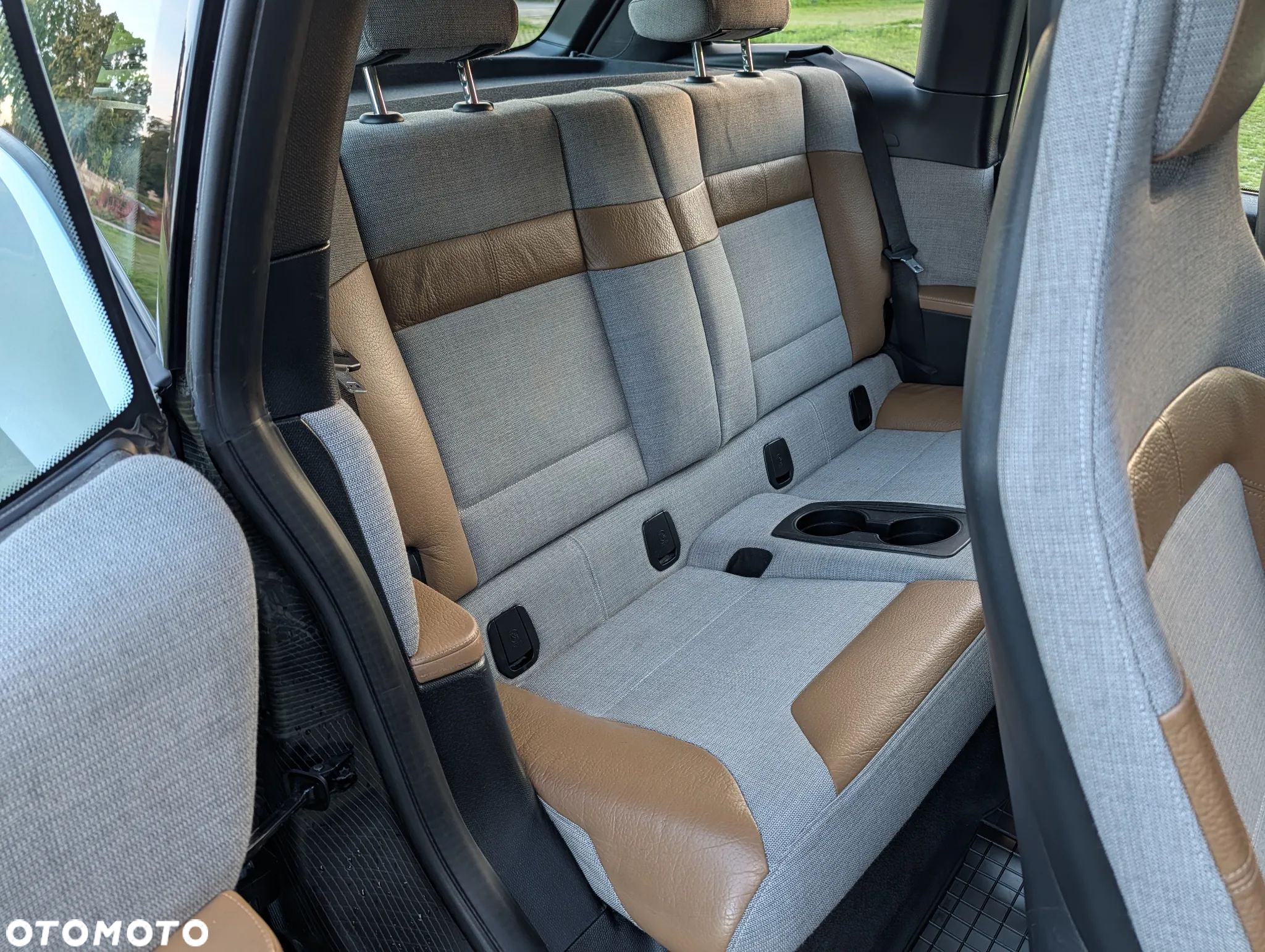 BMW i3 (Range Extender) - 19