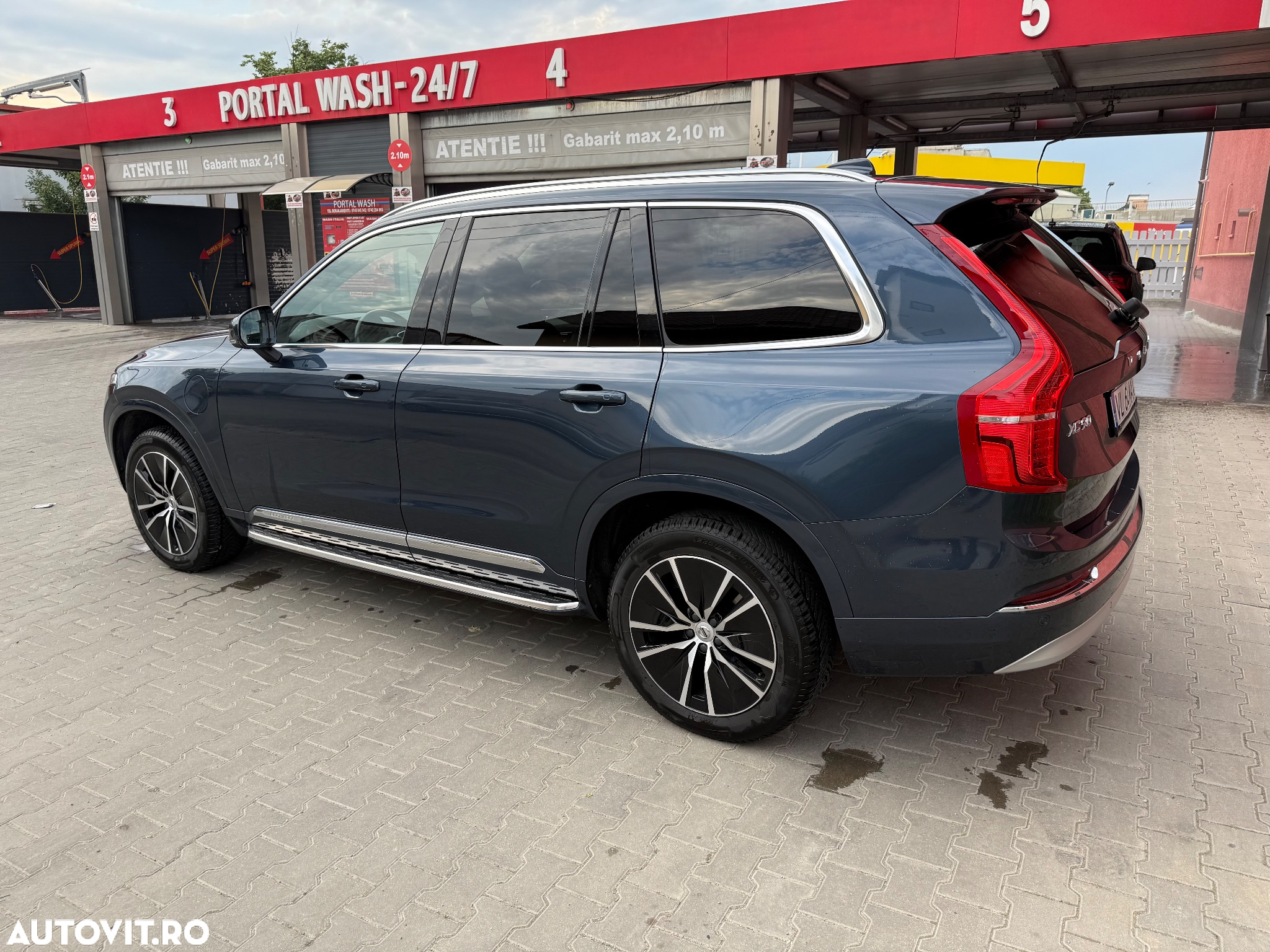 Volvo XC 90 AWD T8 Twin Engine Geartronic RDesign - 4