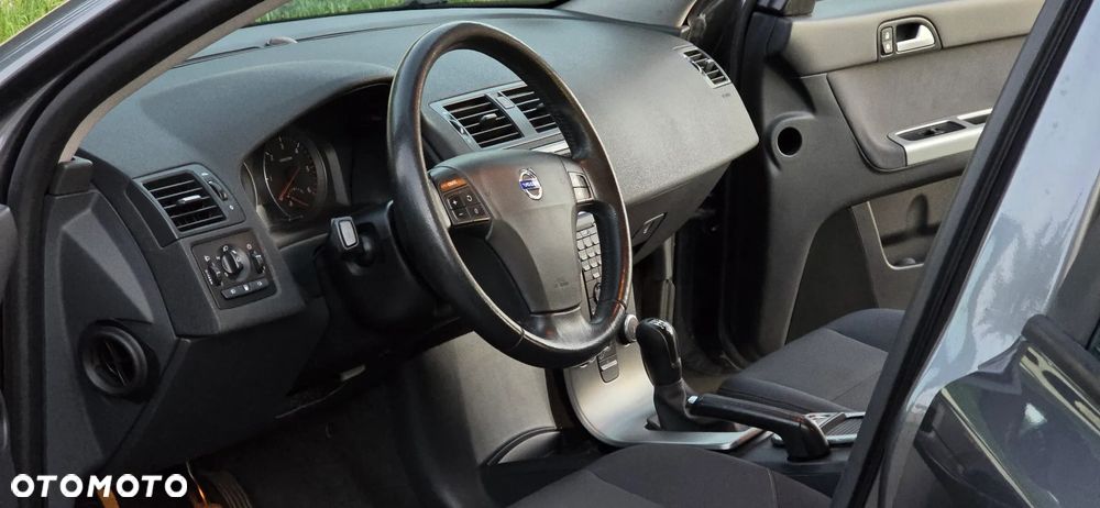 Volvo V50 1.6D Summum - 16