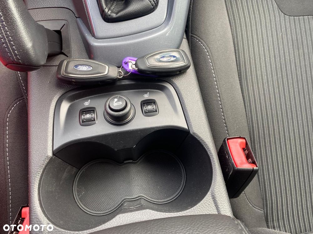 Ford Focus - 10