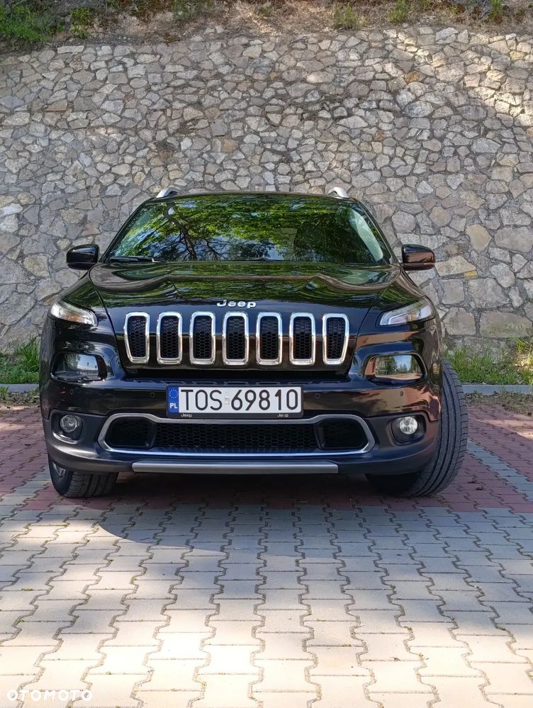 Jeep Cherokee - 3