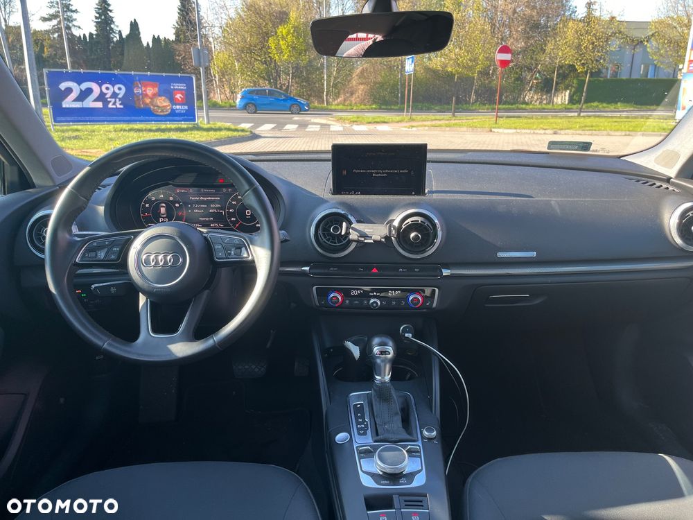 Audi A3 Sportback 35 TFSI S tronic - 10