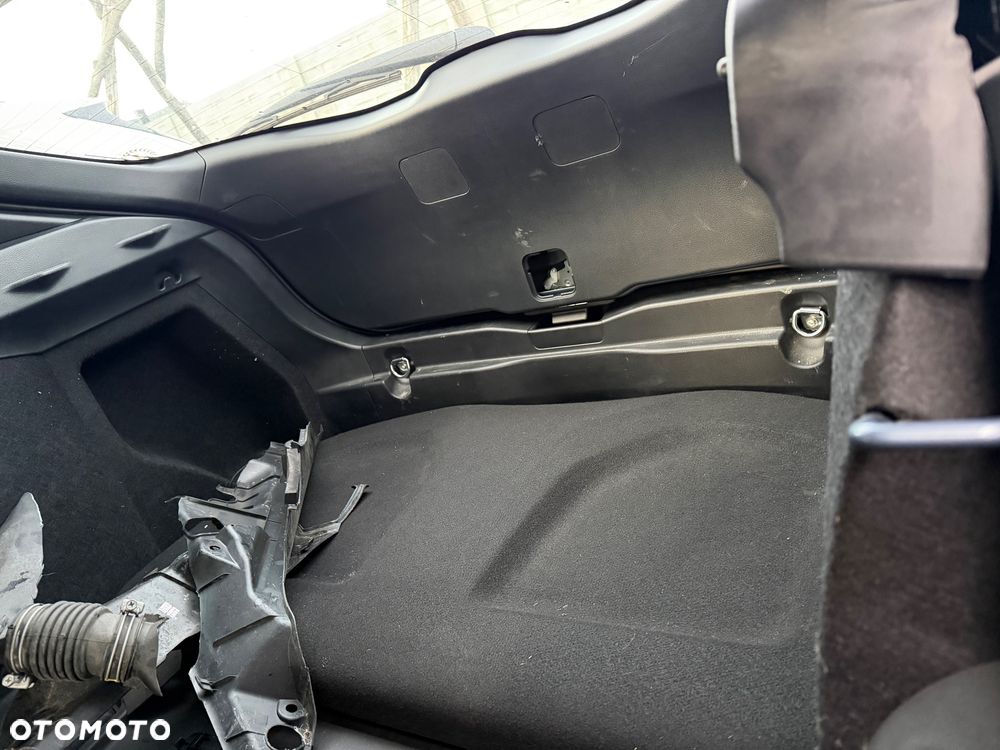 Toyota C-HR - 16