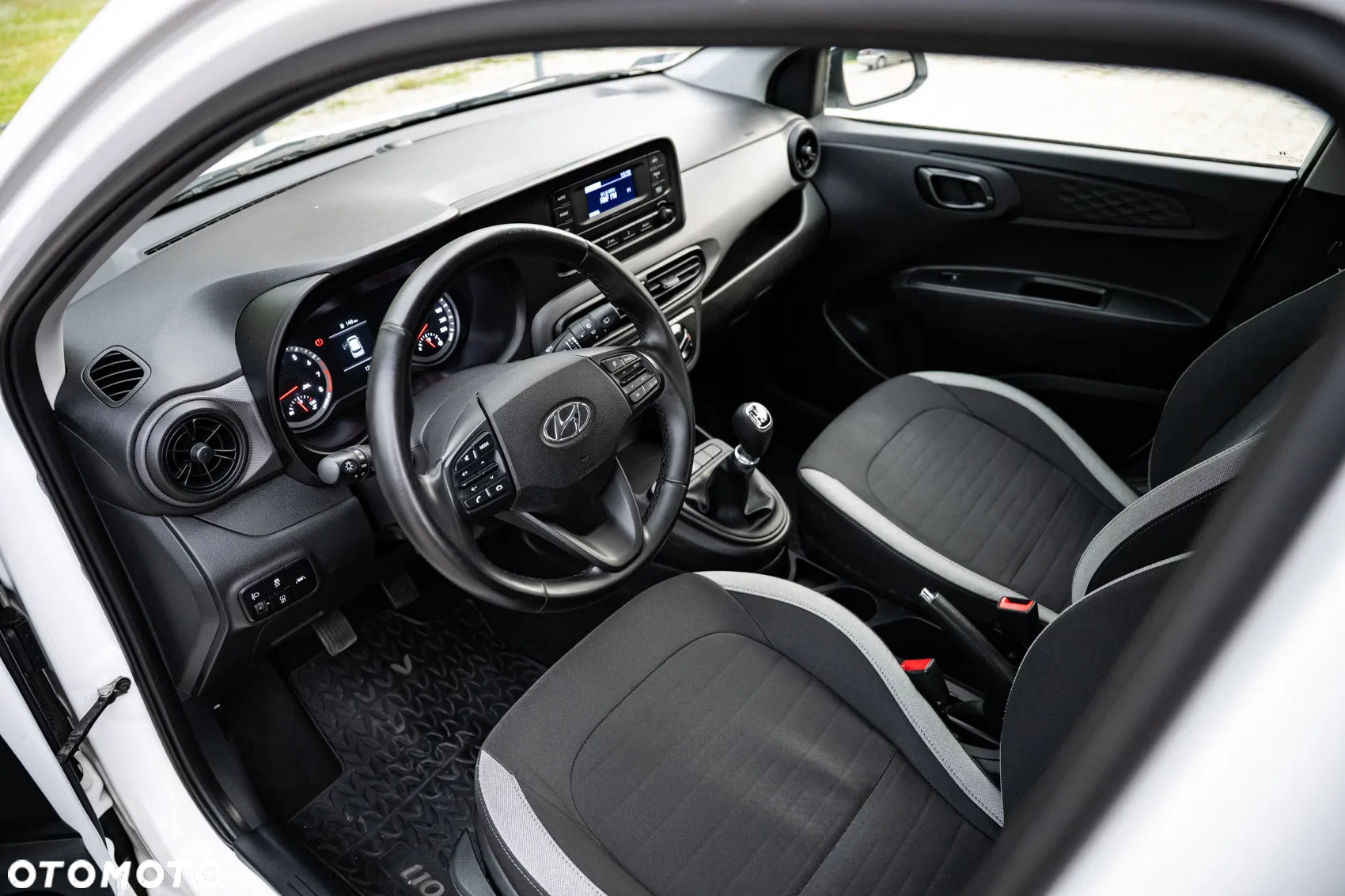 Hyundai i10 - 13