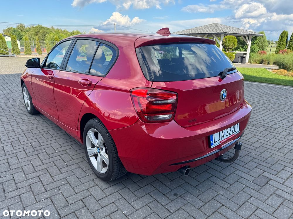 BMW Seria 1 116d Sport Line - 4