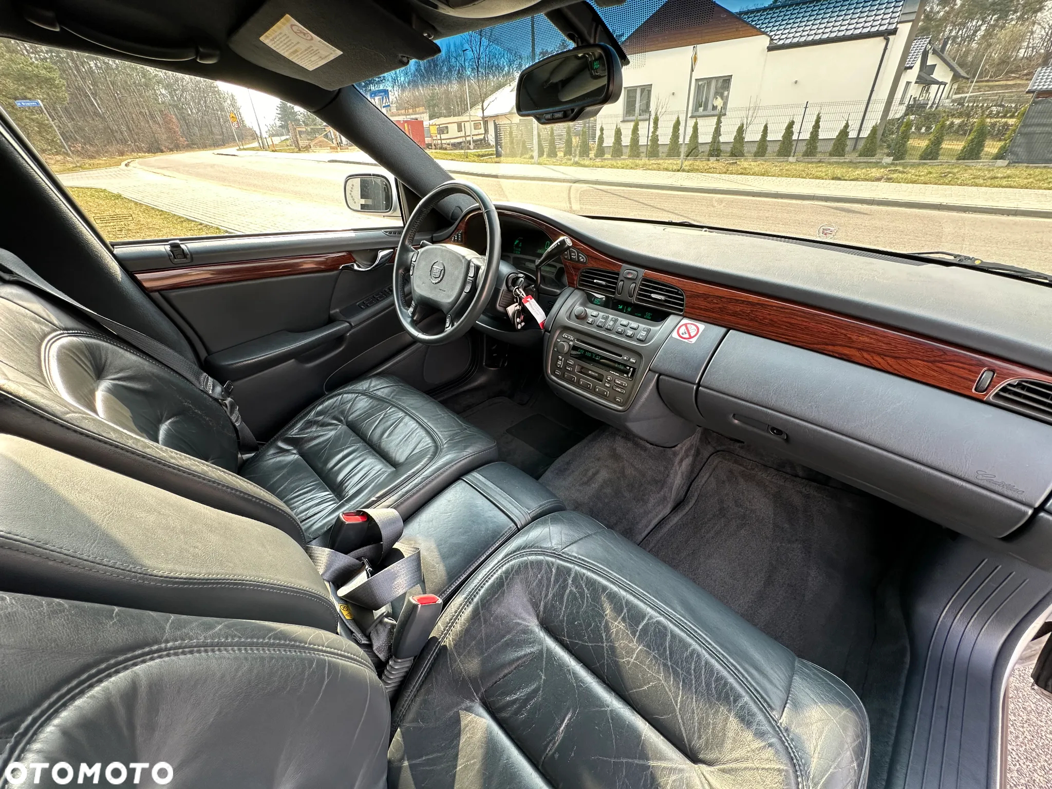 Cadillac Deville - 8