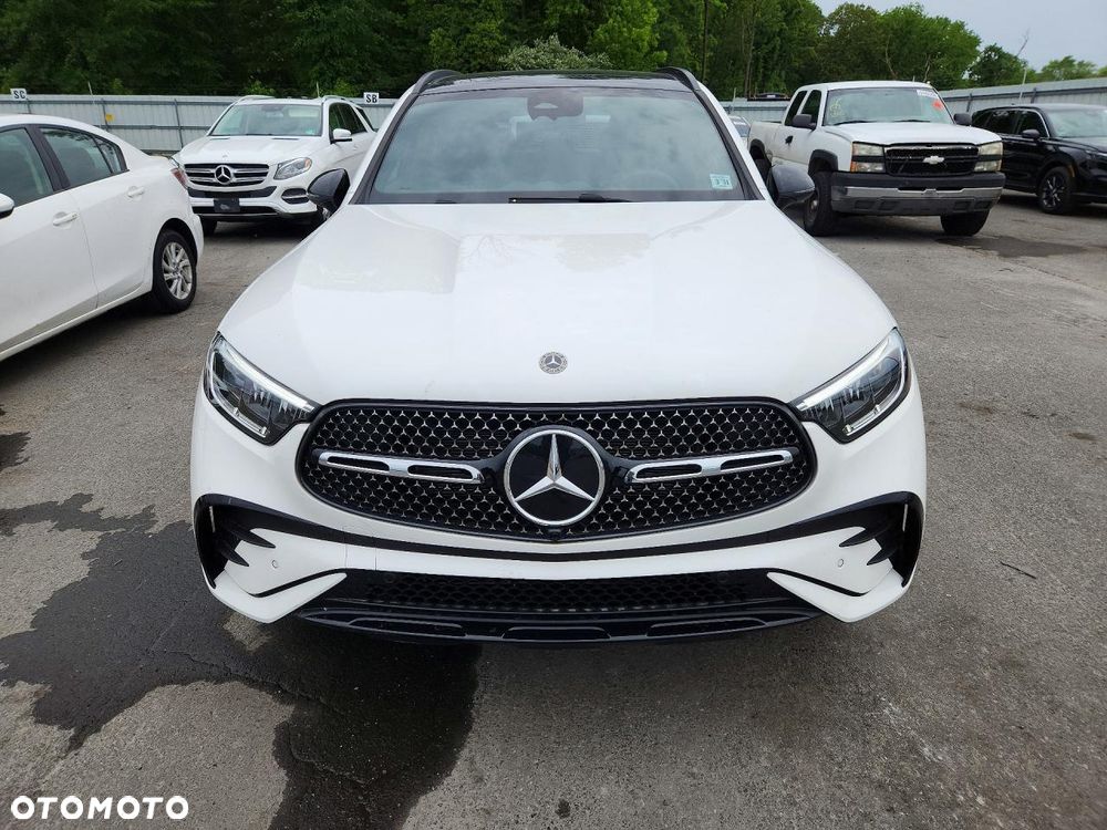 Mercedes-Benz GLC 300 4Matic 9G-TRONIC Edition Avantgarde - 6