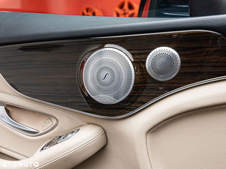 Mercedes-Benz Klasa C 300 9G-TRONIC - 9