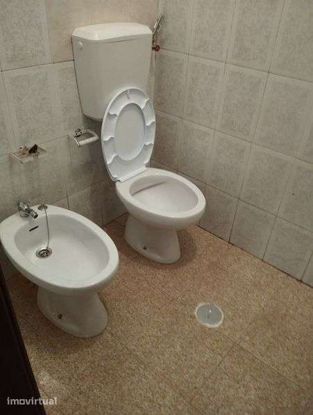Alugo Habitação T0 - Grande imagem: 5/9
